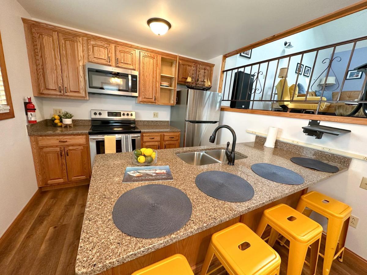 סנדוסקי Fun Family Home Near Cedar Point מראה חיצוני תמונה