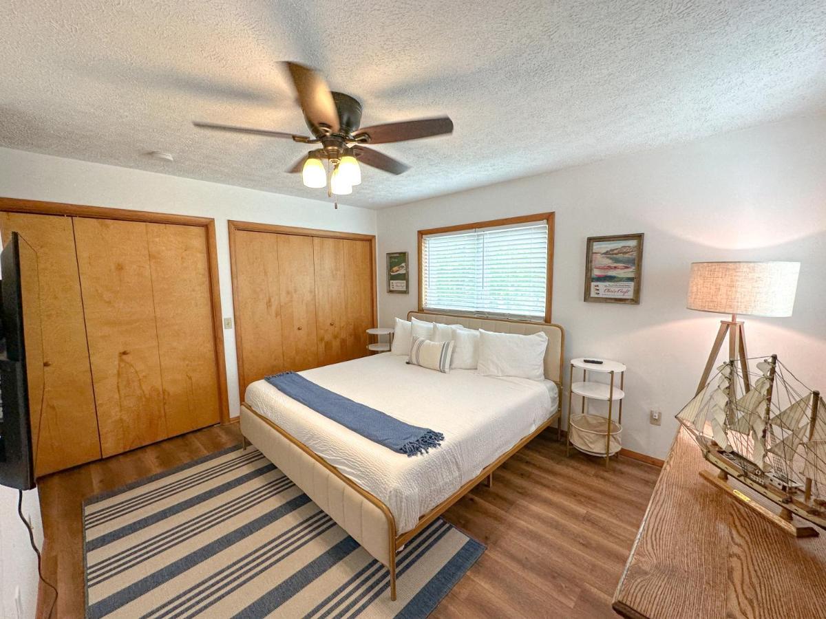 סנדוסקי Fun Family Home Near Cedar Point מראה חיצוני תמונה